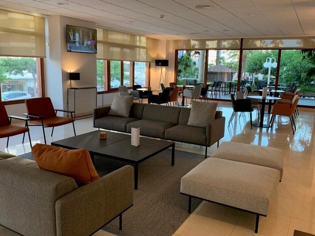 Картинка Los Robles 3*