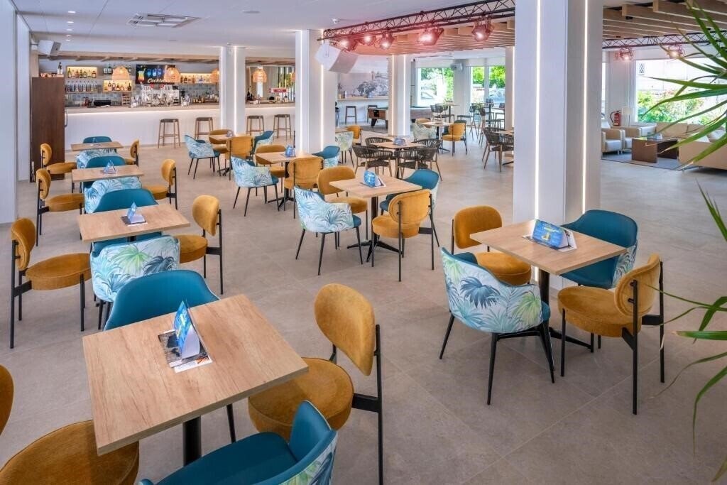 Mar Blau Hotel 3* фотосуреті