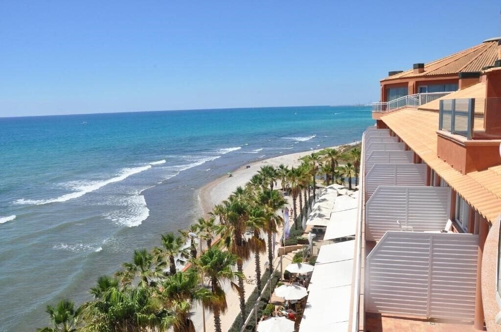 Sunway Hotel & Aprt Playa Golf Sitges 4* фотосуреті