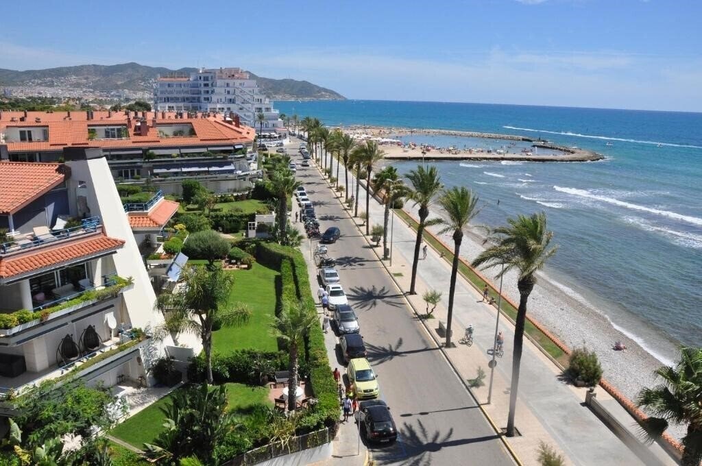 Sunway Hotel & Aprt Playa Golf Sitges 4* суреті