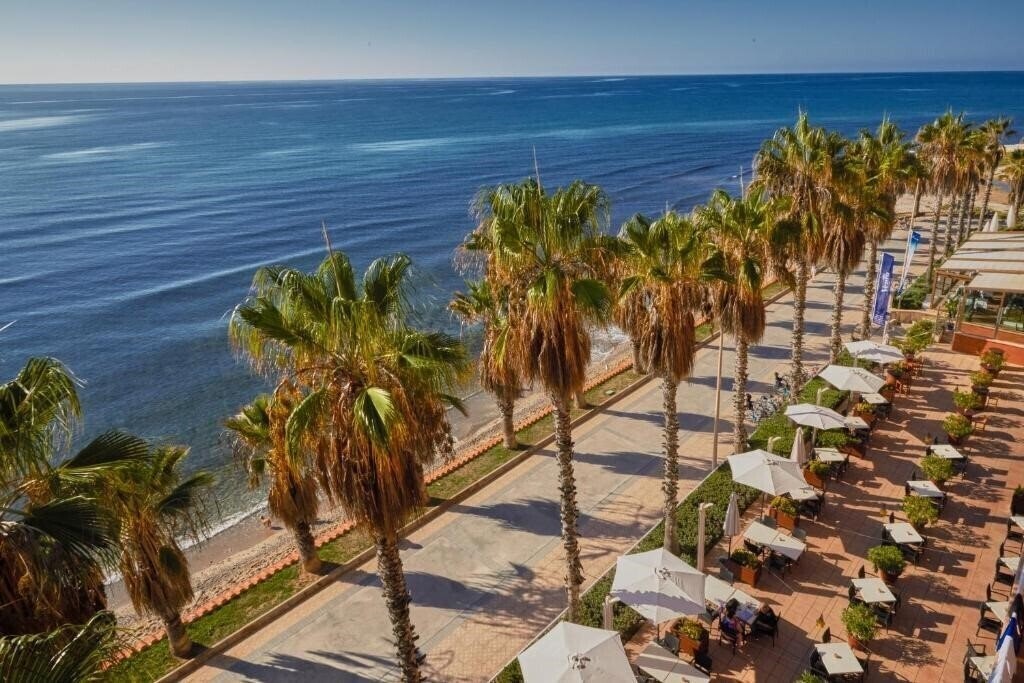 Sunway Hotel & Aprt Playa Golf Sitges 4* суреті
