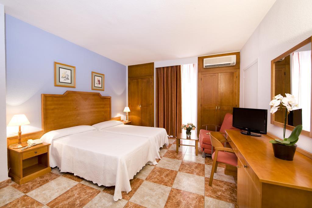 Hotel Rodeo Marbella 3* суреті