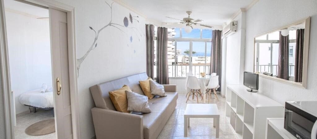 Apartamentos Palm Beach Club Carihuela (ex. Palm Beach Club Apartment) 2* суреті