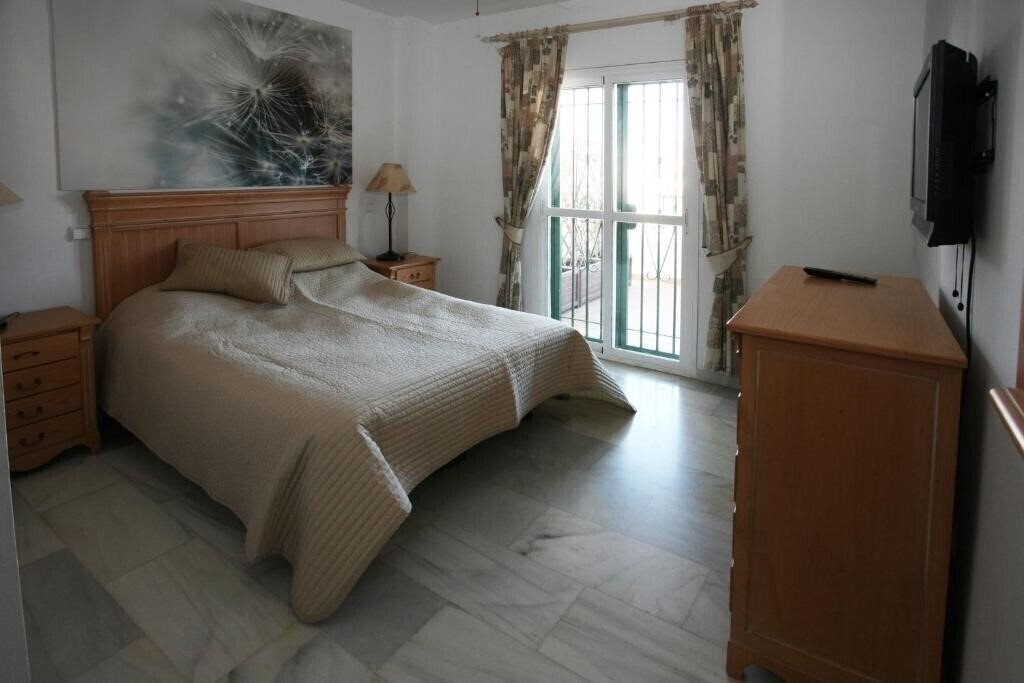 Фото Rancho Miraflores 3*