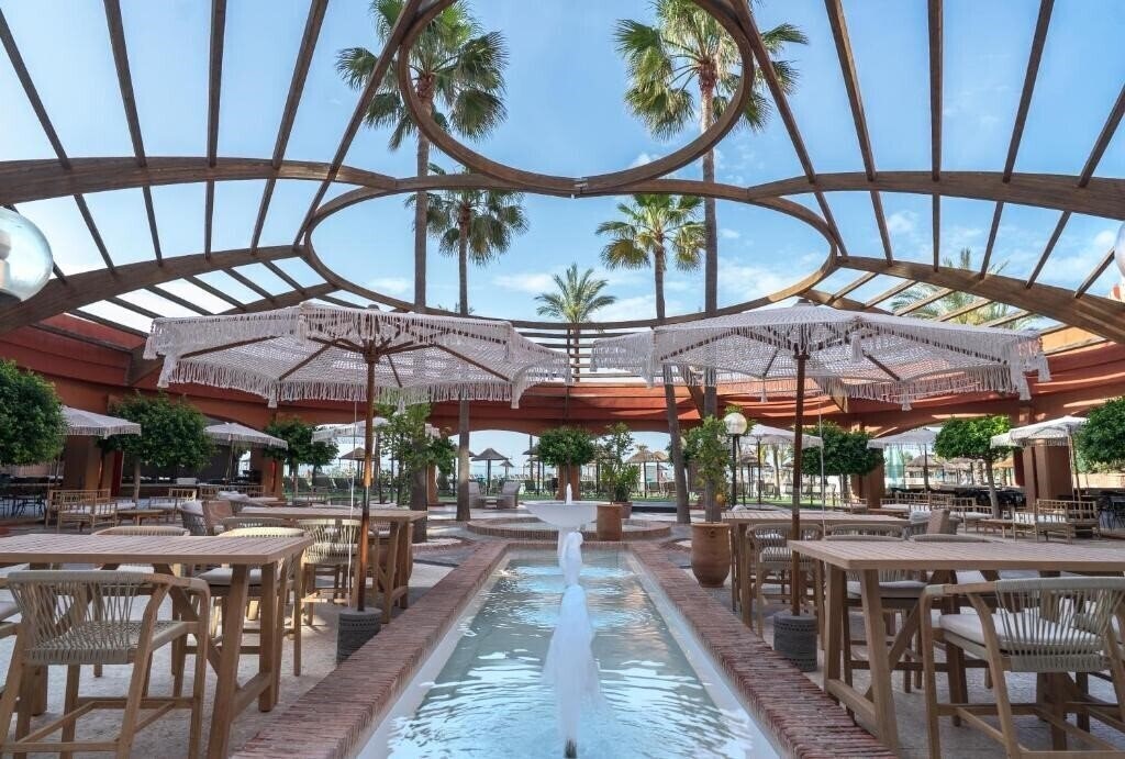 Holiday World Resort 4* суреті