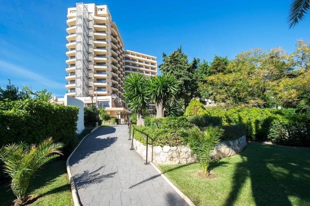 Hotel Globales Gardenia 3* фотосуреті