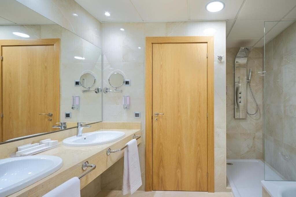 Фотография Guadalmedina 4*