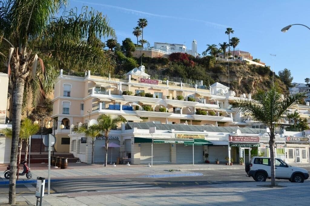 Отель HC Burriana Playa Apartamentos 2*