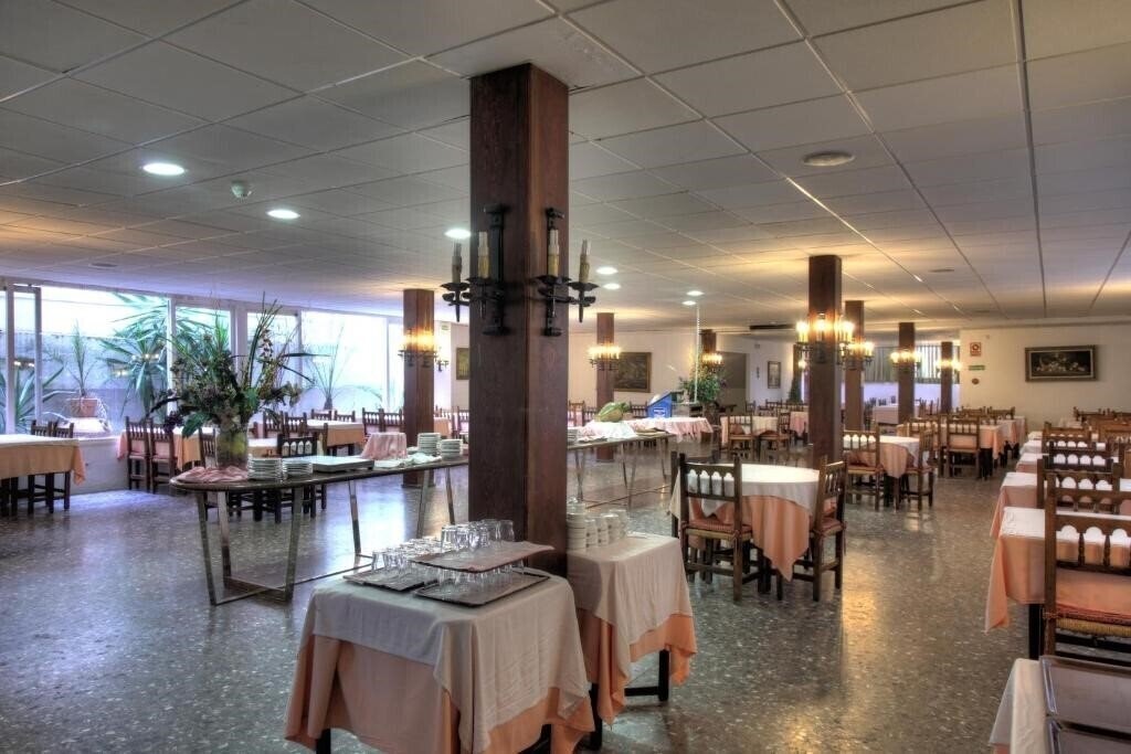 Hotel El Cid 1* фотосуреті