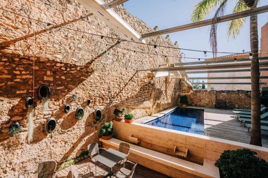 Отель Hotel Gran Claustre 4*