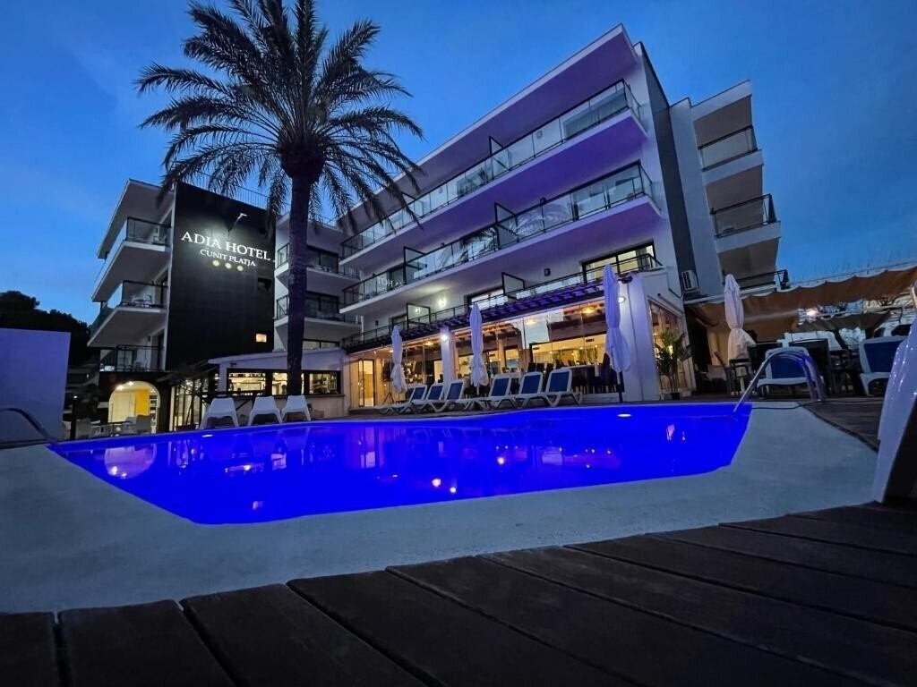 Adia Hotel Cunit Playa 3* қонақ үйі
