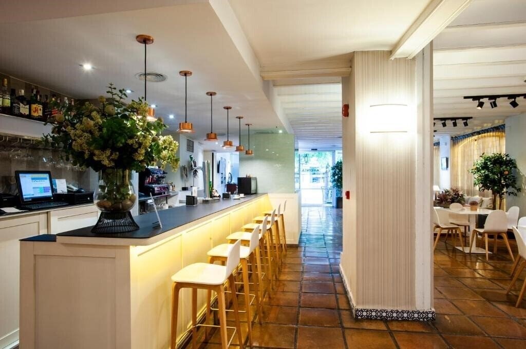 Catalonia Conde De Floridablanca 4* суреті