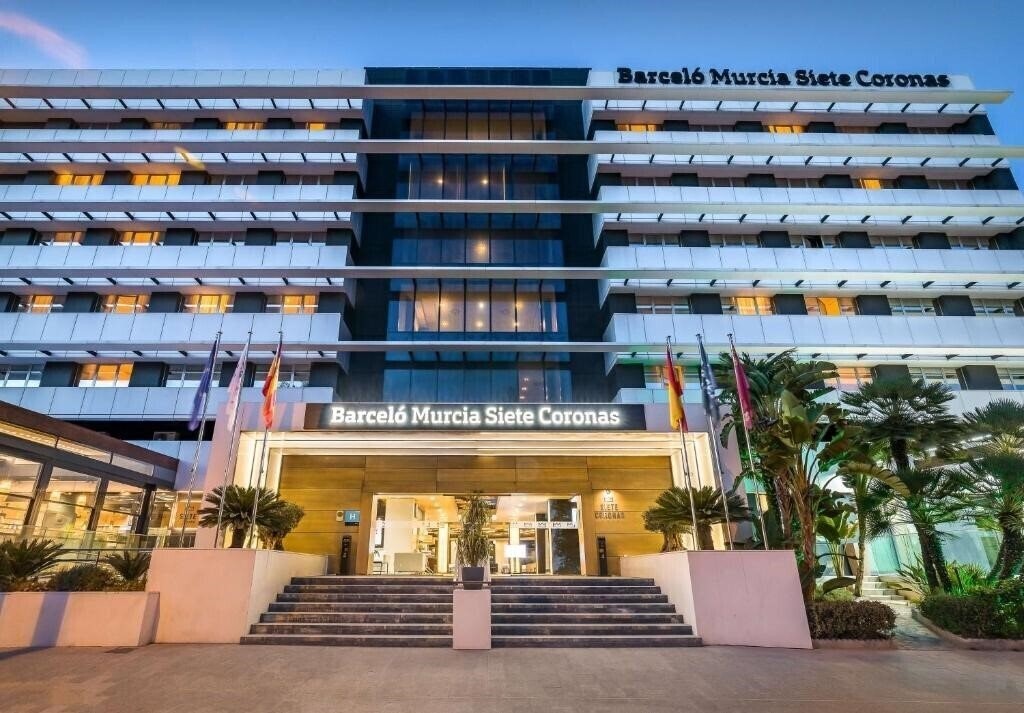 Silken 7 Coronas 4* суреті