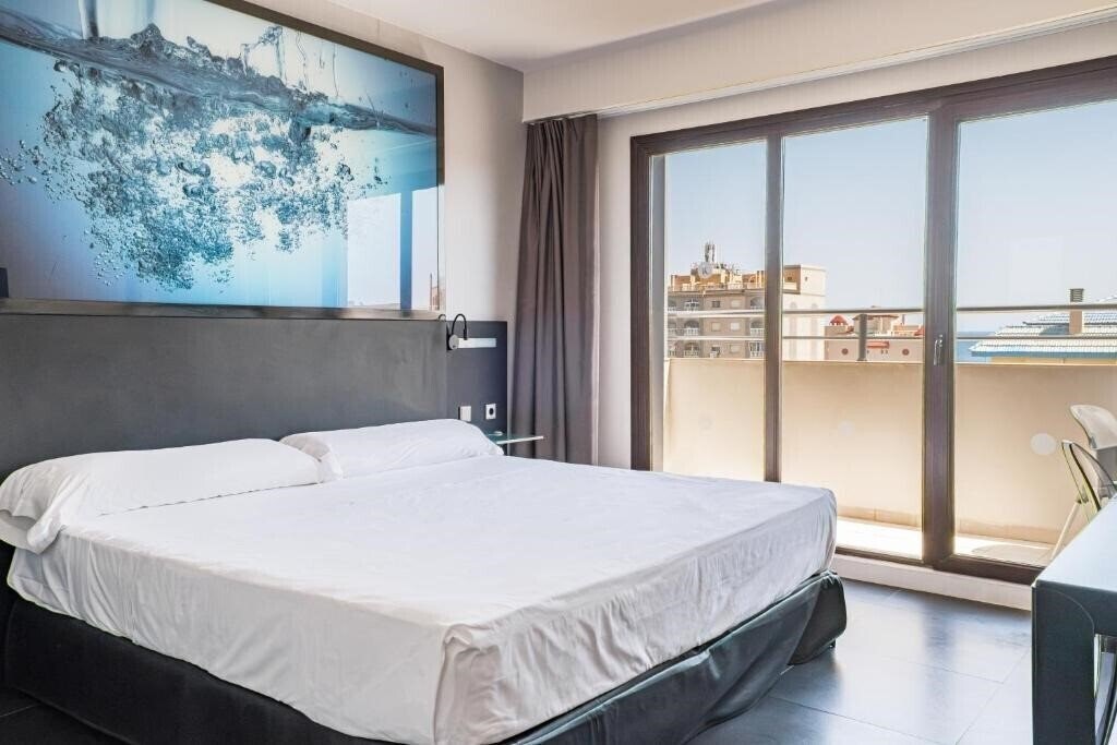 Фото 4us La Manga Vip 4*