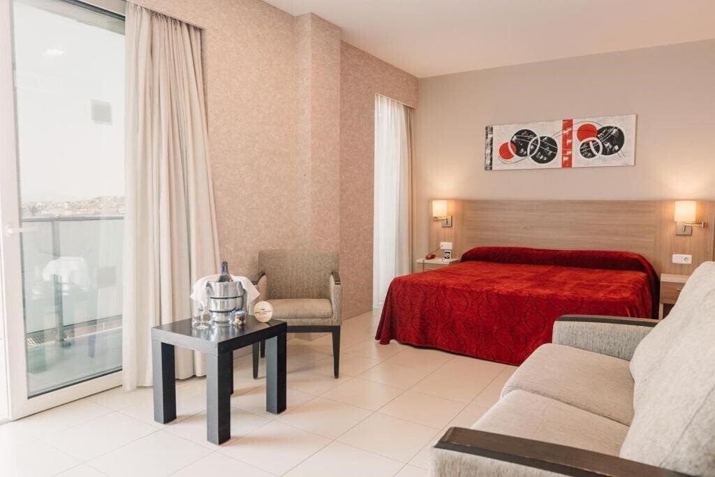 Lodomar Hotel & Thalasso Center (ex. Hotel Lodomar, Lodomar SPA & Talasoterapia Hotel & Apartments) 4* фотосуреті