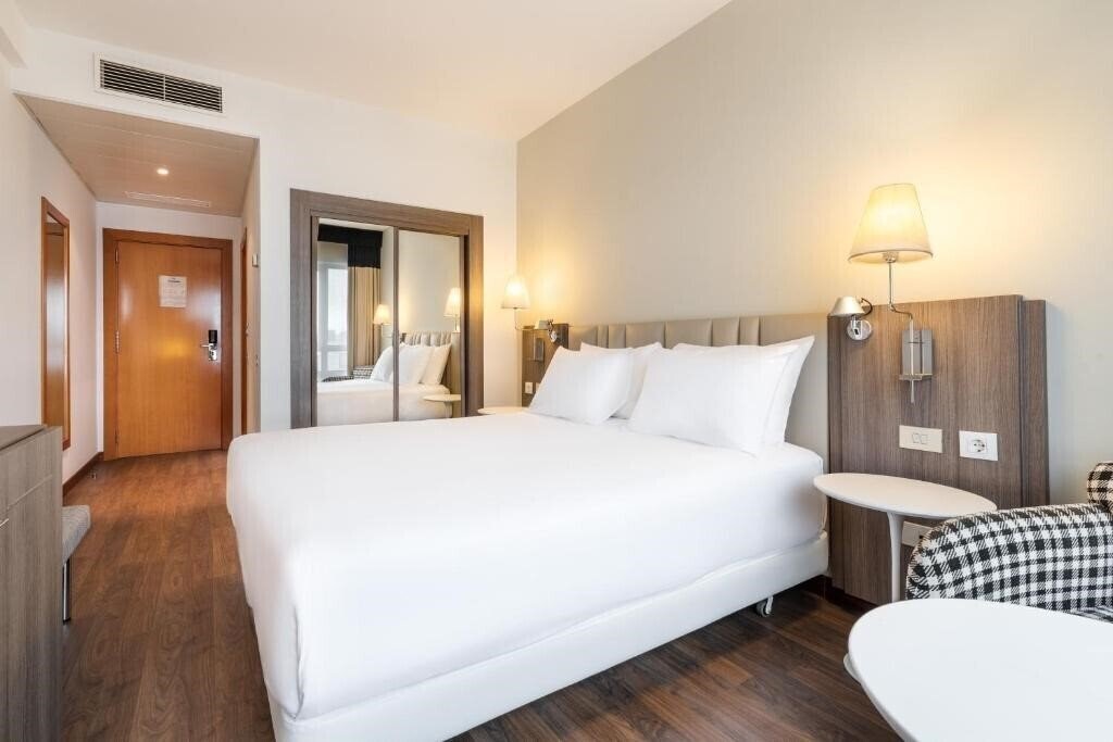 Eurostars Atlantico 4* суреті