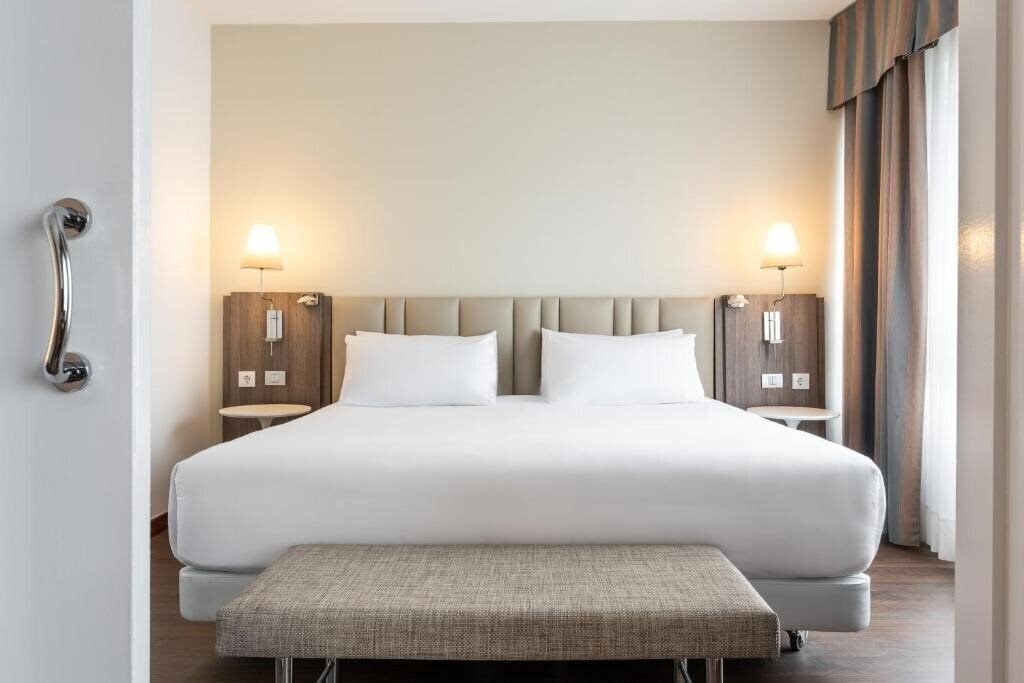 Eurostars Atlantico 4* суреті