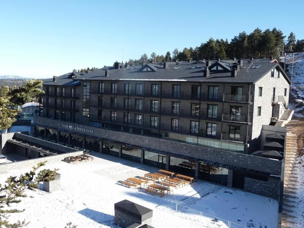 Отель HG La Molina 4*