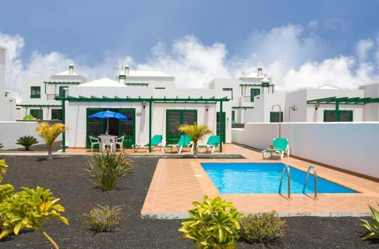 Ereza Brisa Marina Apts апартаменты қонақ үйі