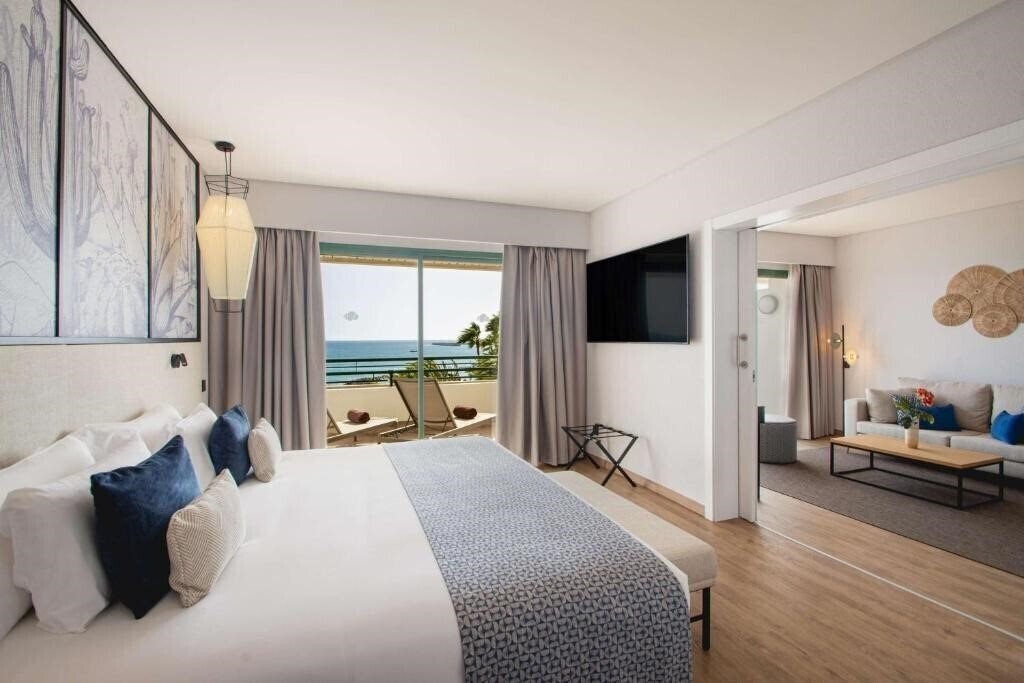 Фото Dreams Lanzarote Playa Dorada Resort & SPA 4*