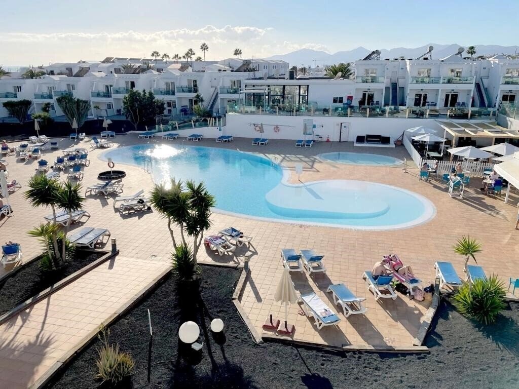 Plaza Palmeras 4* суреті