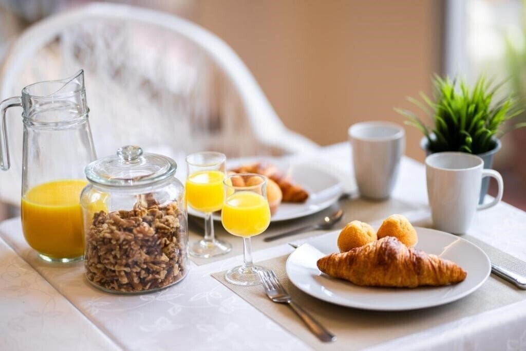 Valencia 3* суреті