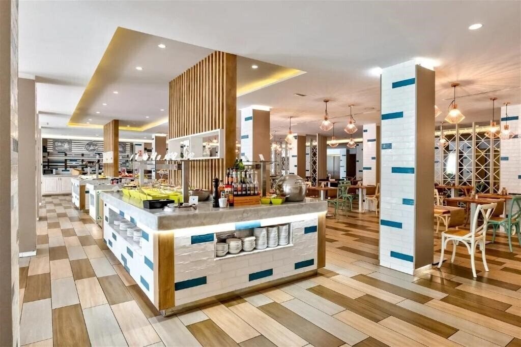 Fergus Cactus Garden 4* суреті