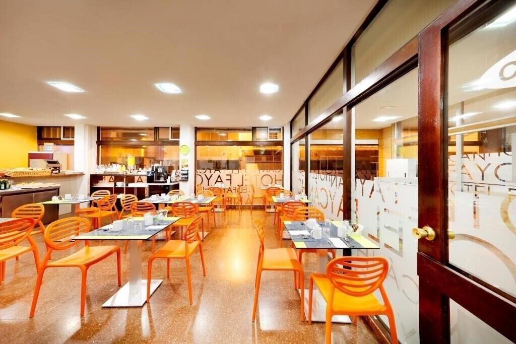 Crisol Faycan 3* суреті