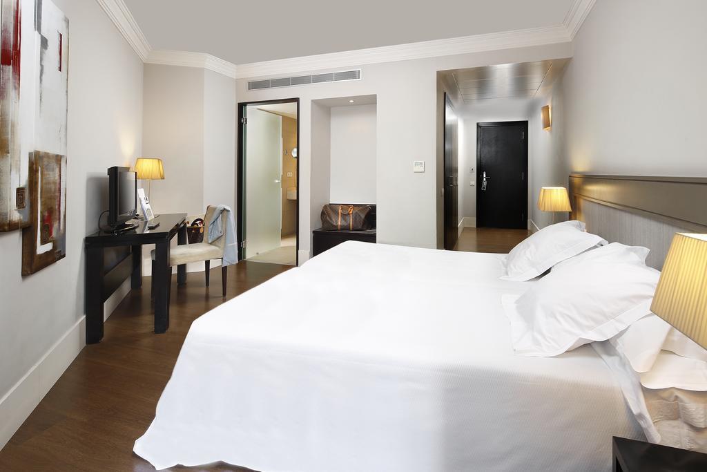 Отель Condado (ex. Appartamentos Condado) 3*