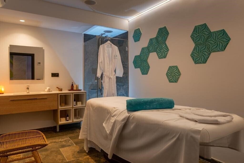 Lazure 4* суреті