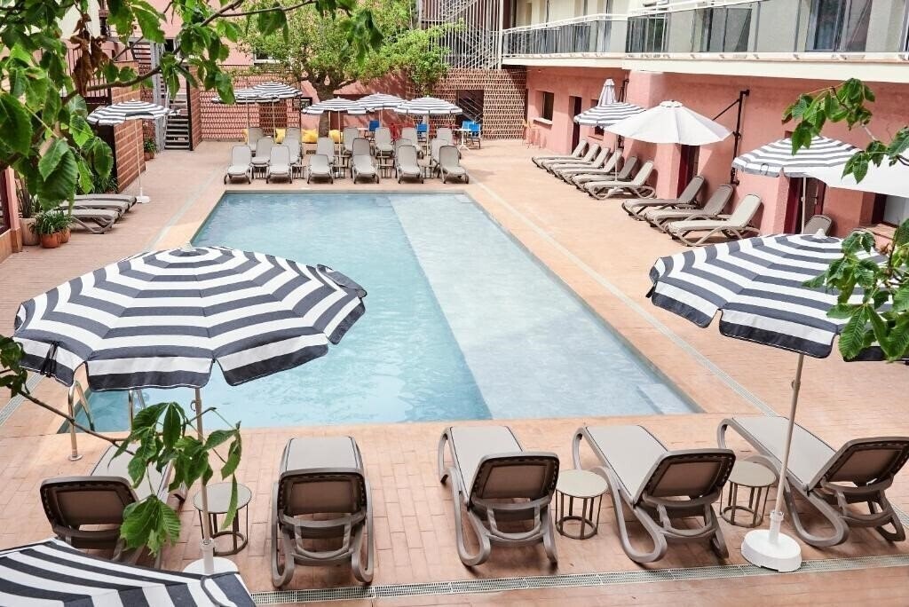 Tent Lloret De Mar 2* қонақ үйі