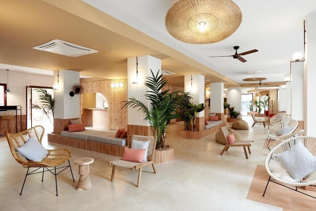 Tent Lloret De Mar 2* суреті