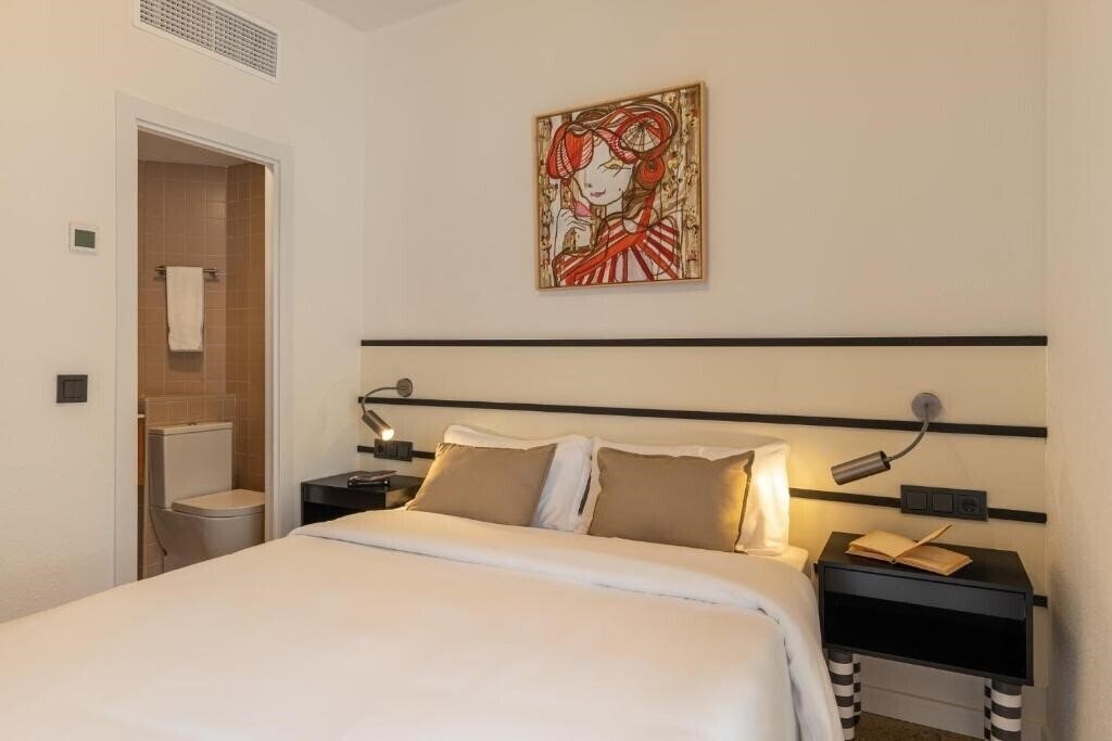 Hotel Robson 2* суреті