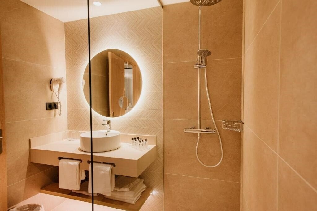 Изображение Miramar 4*