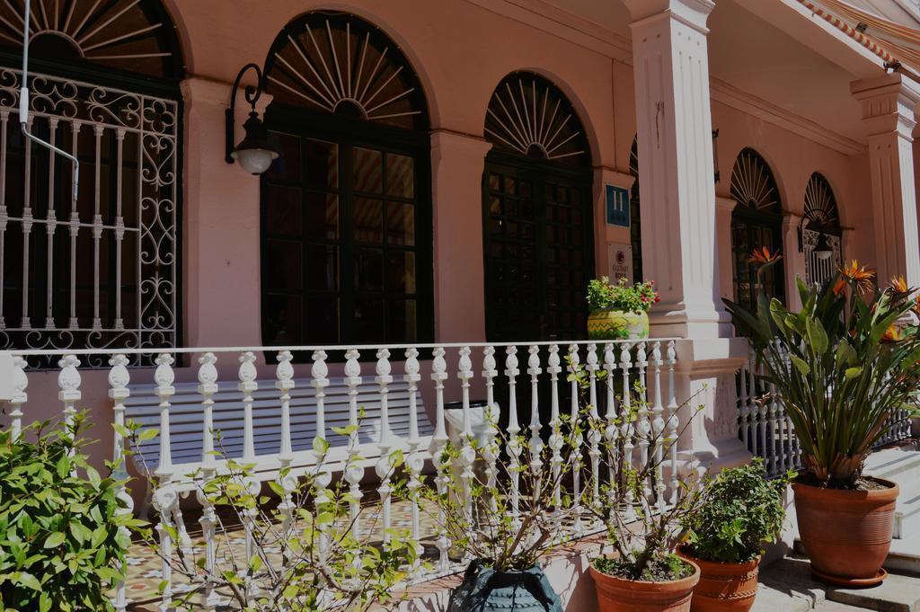 Guitart Rosa 3* фотосуреті