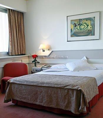 Картинка Husa Chamartin 4*