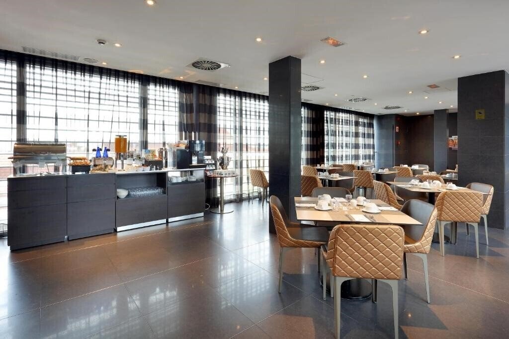 Изображение Eurostars Plaza Mayor 4*