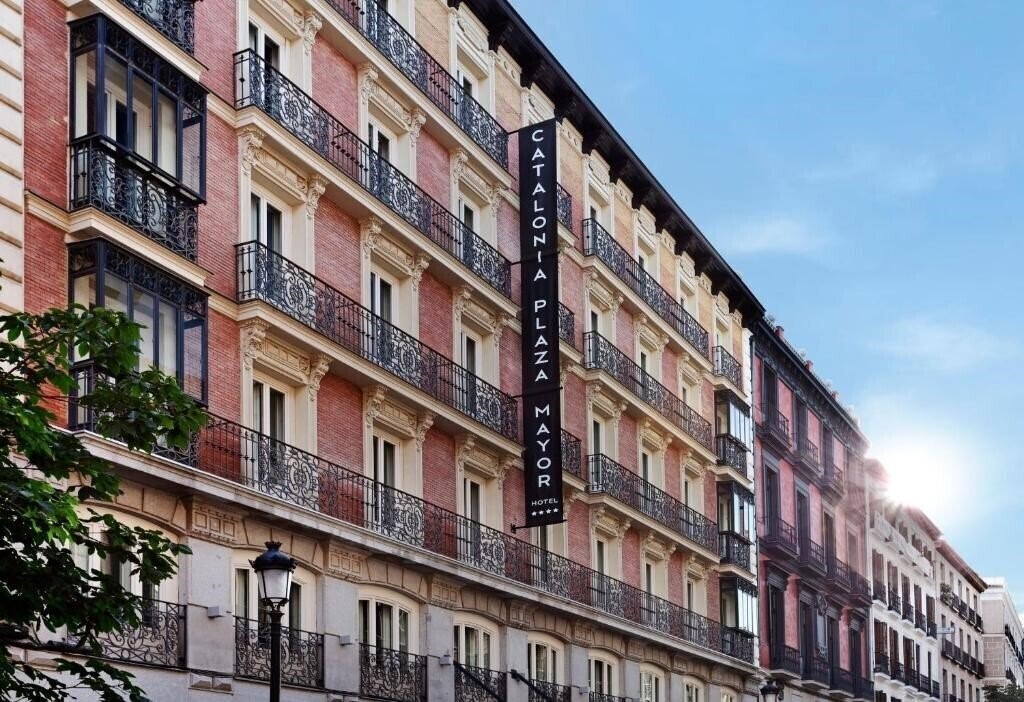 Catalonia Plaza Mayor 4* қонақ үйі