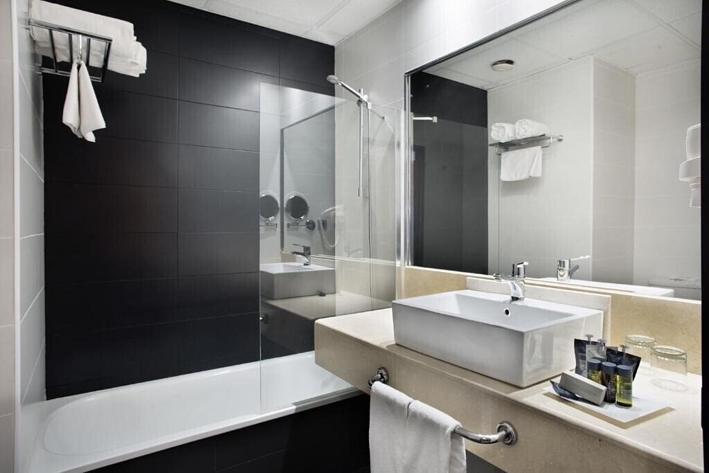 Фотография Chamartin The One (ex. Hotel Weare Chamartin) 4*