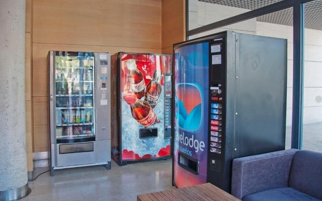 Travelodge Madrid Torrelaguna Hotel 3* суреті