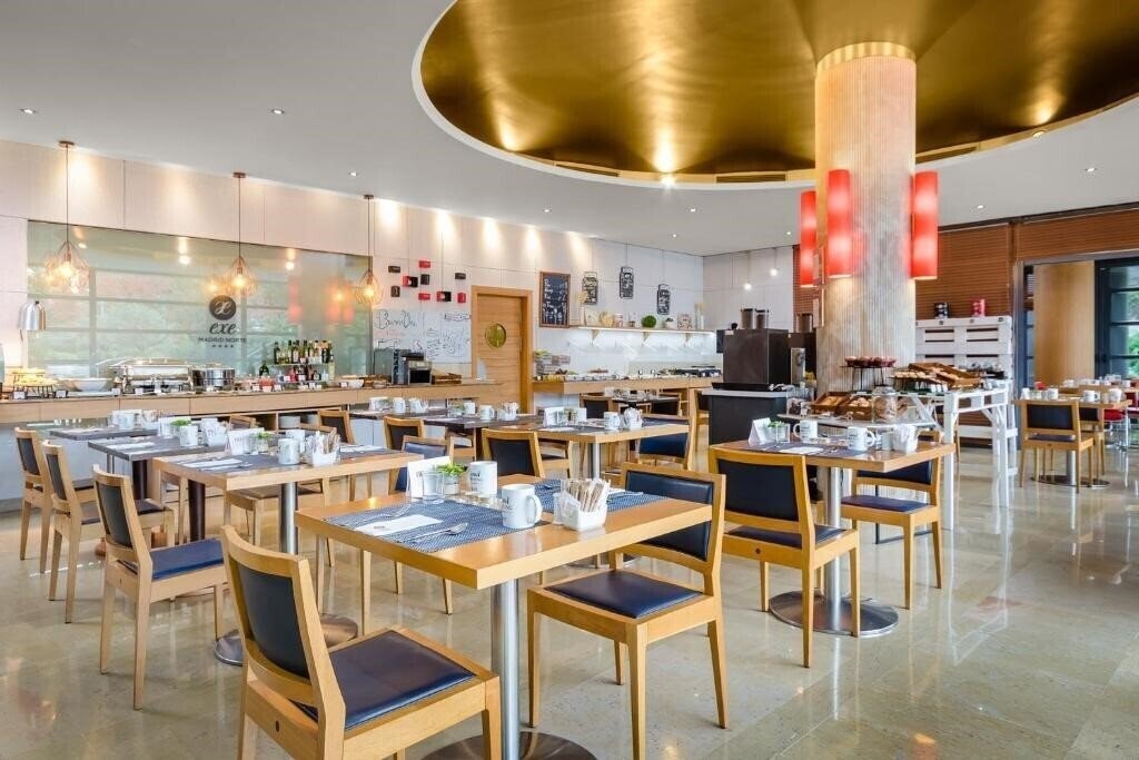 Фотография Novotel Madrid Sanchinarro 4*