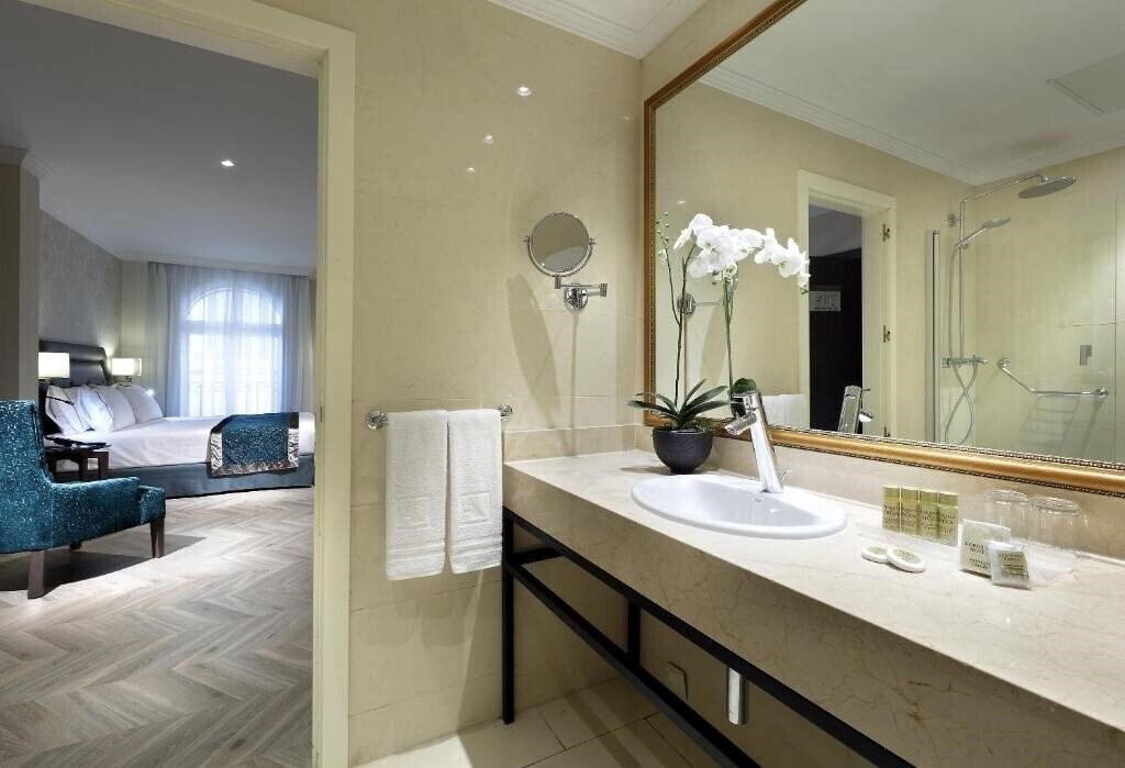 Фотография Eurostars Casa De La Lirica 4*