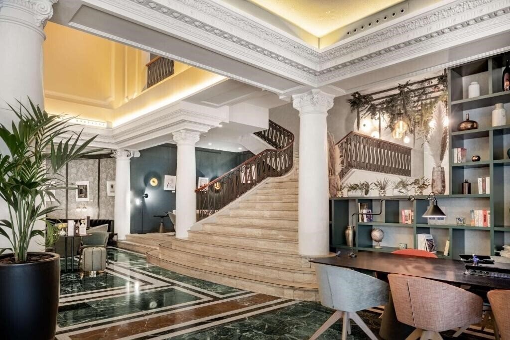 NH Madrid Nacional 4* суреті