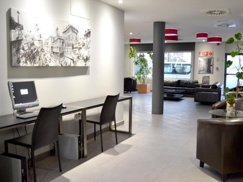 Фотография Hotel Uve Alcobendas (ex. Hotel Villa Alcobendas) 3*