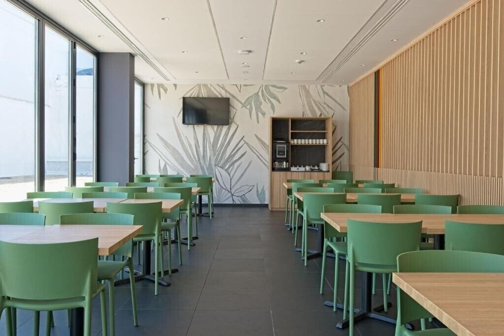 Картинка Dwo Colours Alcala 4*