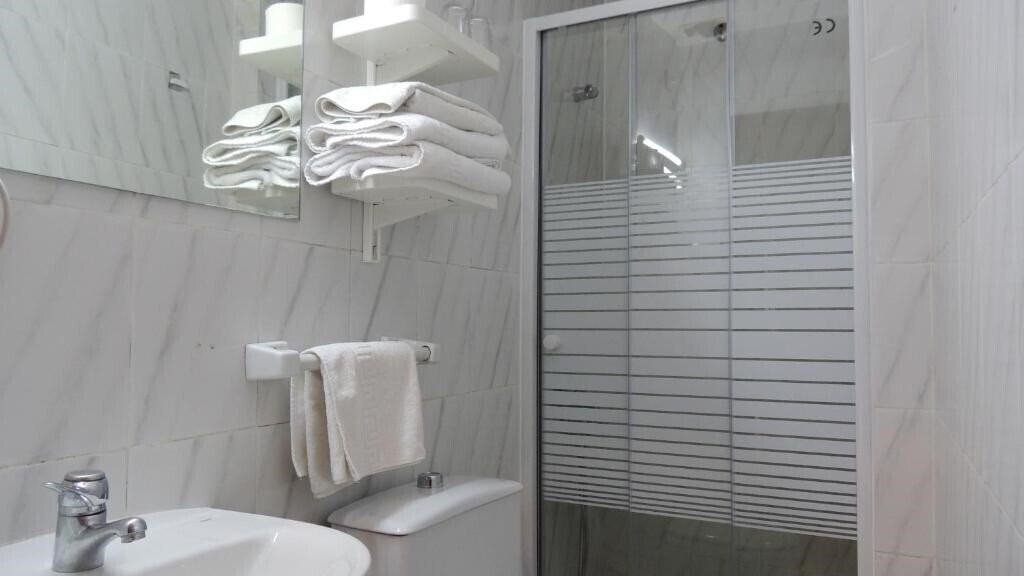 Изображение Hostal Cervantes 2*