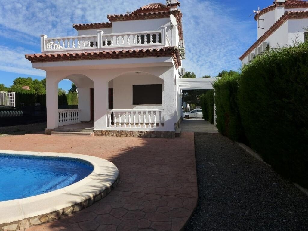 Фотография Rentalmar Villa California 4*