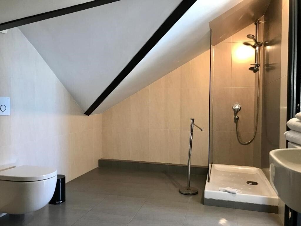 Domus - Malaga 2* суреті