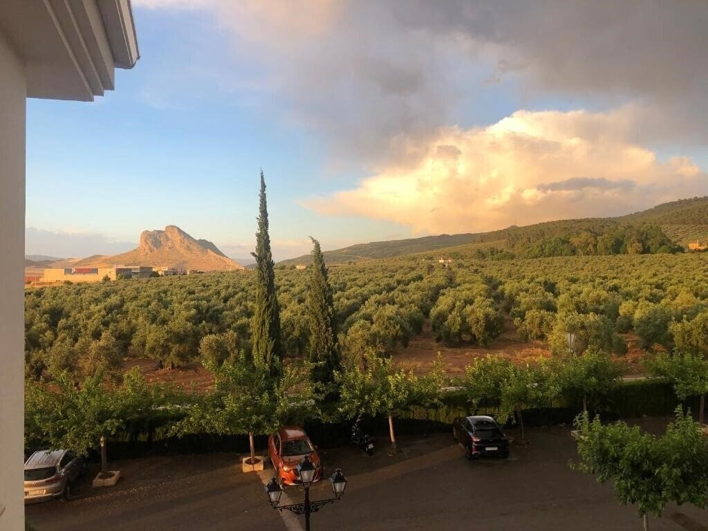 Фотография Los Dolmenes 3*