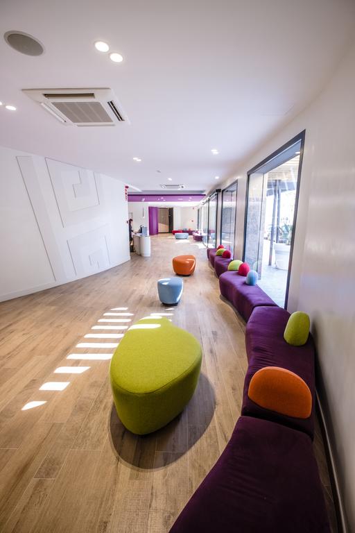 California Apts 1* суреті